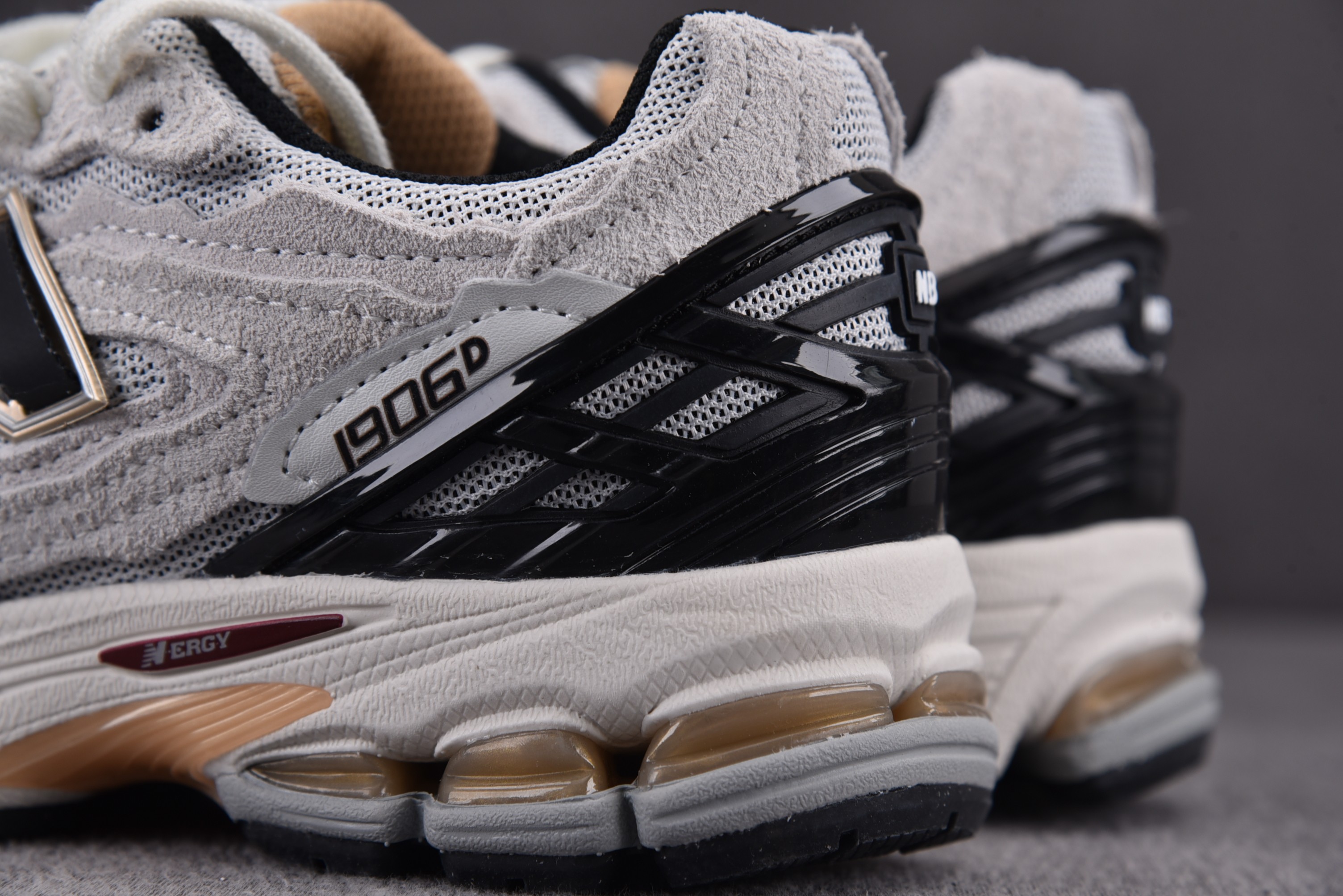 New Balance M1906DC Reflection/Black